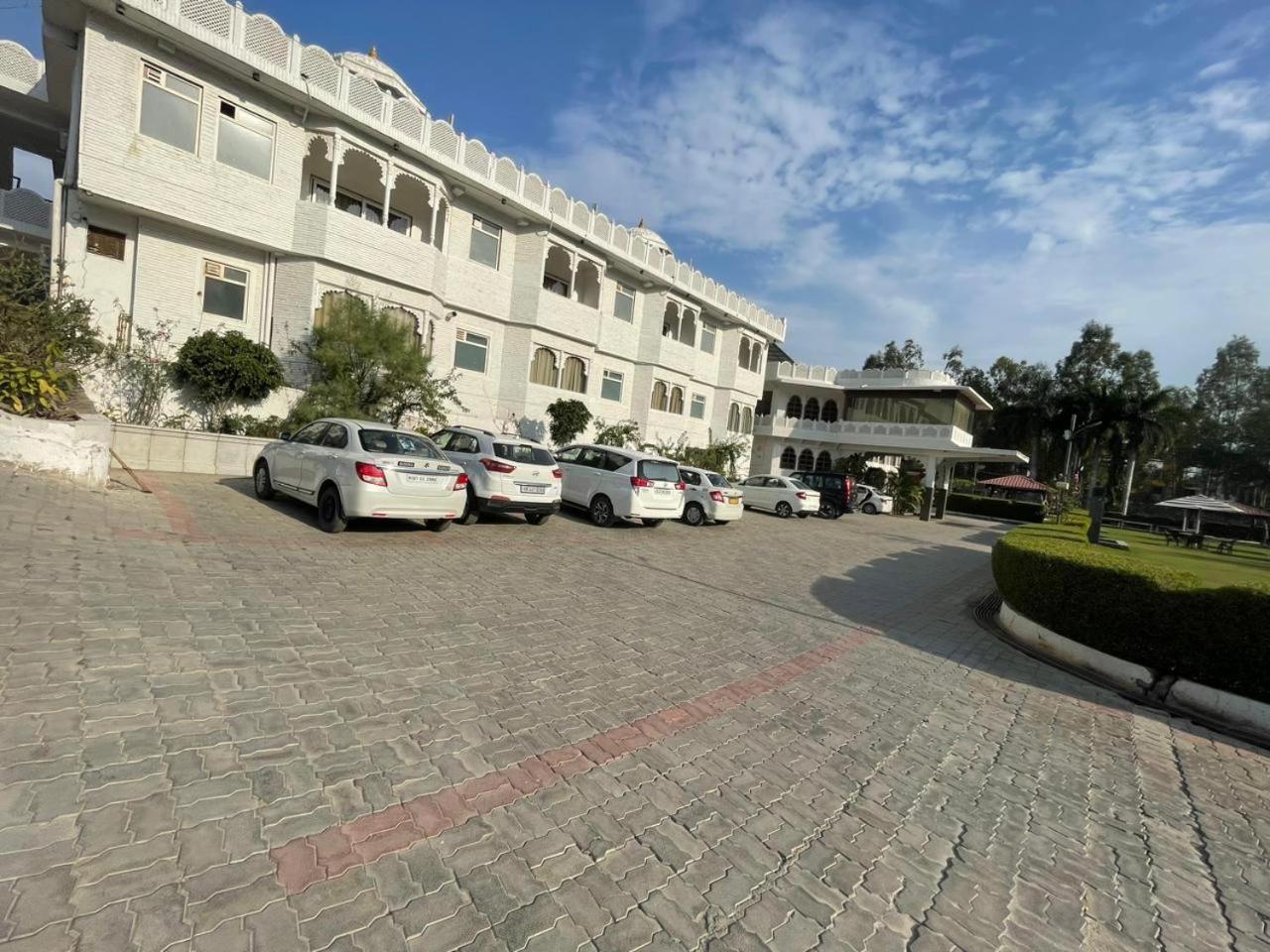 Gold Nest Rubystone Heritage Udaipur Exterior foto